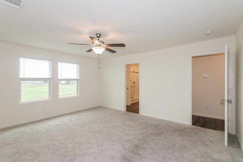 2,185/Mo, 4029 Fringe Tree Ln Brookshire, TX 77423 Main Bedroom View