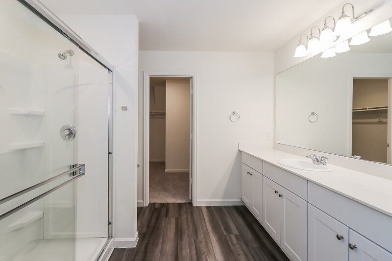 2,185/Mo, 4029 Fringe Tree Ln Brookshire, TX 77423 Main Bathroom View
