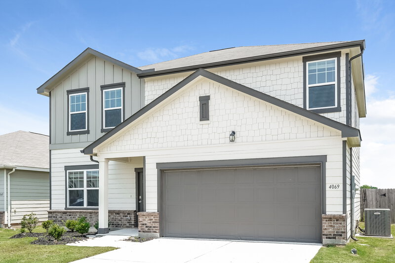 2,295/Mo, 4069 Fringe Tree Ln Brookshire, TX 77423 Front View