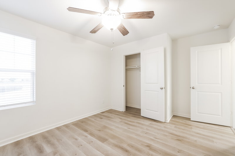2,335/Mo, 4096 Scarlet Oak Ln Brookshire, TX 77423 Bedroom View