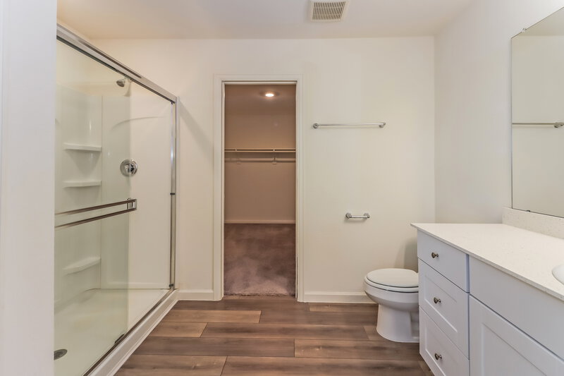 2,545/Mo, 3021 Spindletree Ln Brookshire, TX 77423 Main Bathroom View