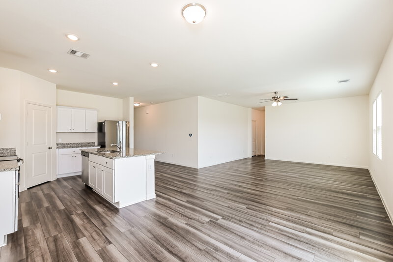 2,545/Mo, 4057 Fringe Tree Ln Brookshire, TX 77423 Dining Room View