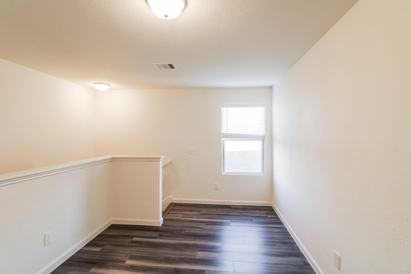 2,545/Mo, 4081 Fringe Tree Ln Brookshire, TX 77423 Loft View