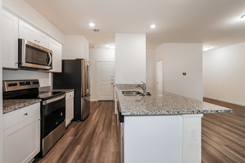 2,060/Mo, 4004 Scarlet Oak Ln Brookshire, TX 77423 Kitchen View