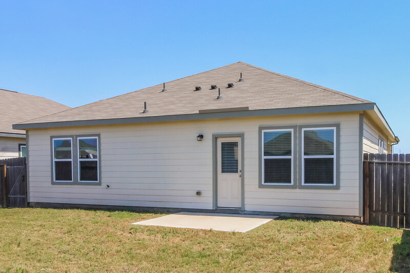 1,995/Mo, 4020 Scarlet Oak Ln Brookshire, TX 77423 Rear View