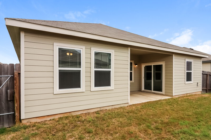 2,205/Mo, 4004 Silver Linden Ln Brookshire, TX 77423 Rear View