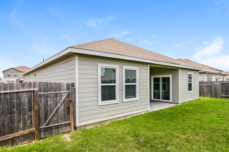 2,205/Mo, 4008 Tulip Tree Ln Brookshire, TX 77423 Rear View