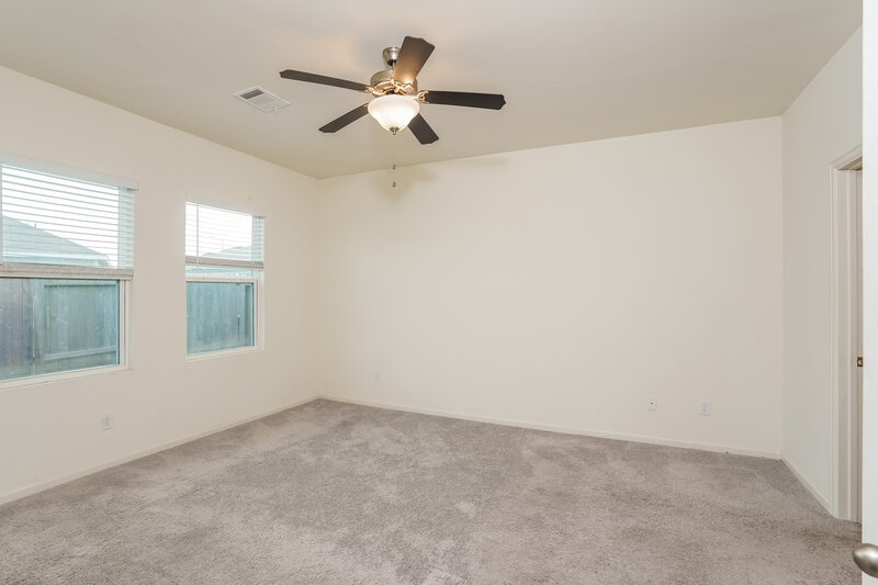 2,205/Mo, 4024 Tulip Tree Ln Brookshire, TX 77423 Main Bedroom View