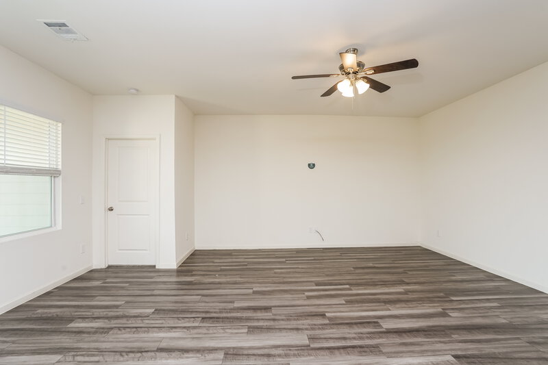 2,205/Mo, 4024 Tulip Tree Ln Brookshire, TX 77423 Main Bedroom View 2