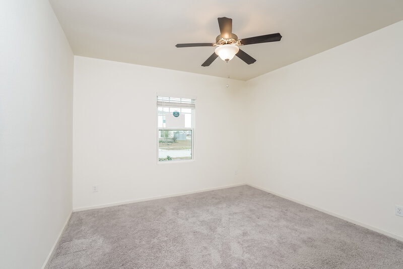 2,205/Mo, 4024 Tulip Tree Ln Brookshire, TX 77423 Bedroom View