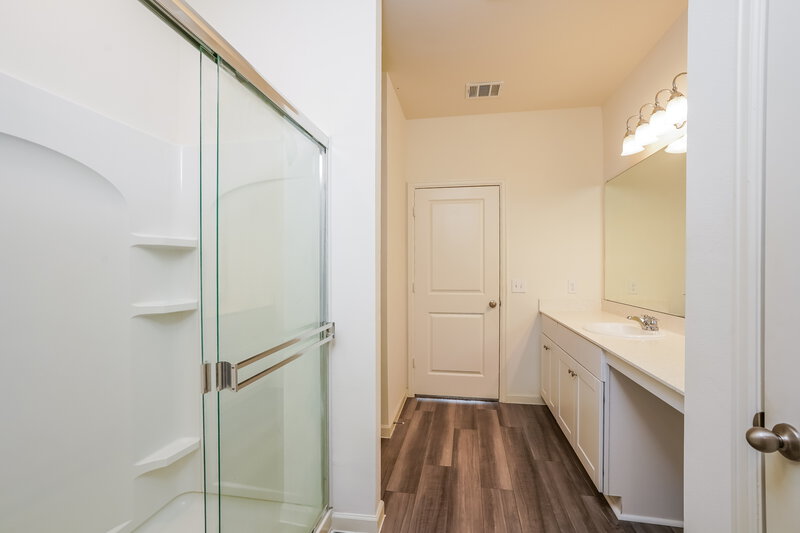 2,205/Mo, 4024 Tulip Tree Ln Brookshire, TX 77423 Bathroom View