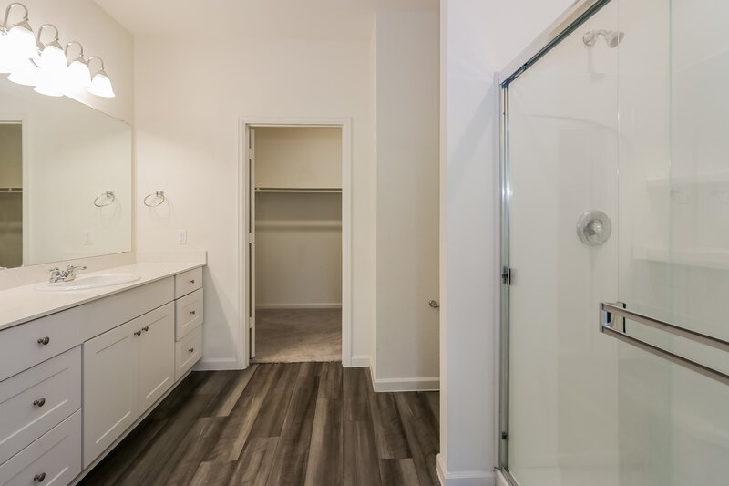 2,245/Mo, 4025 Tulip Tree Ln Brookshire, TX 77423 Main Bathroom View