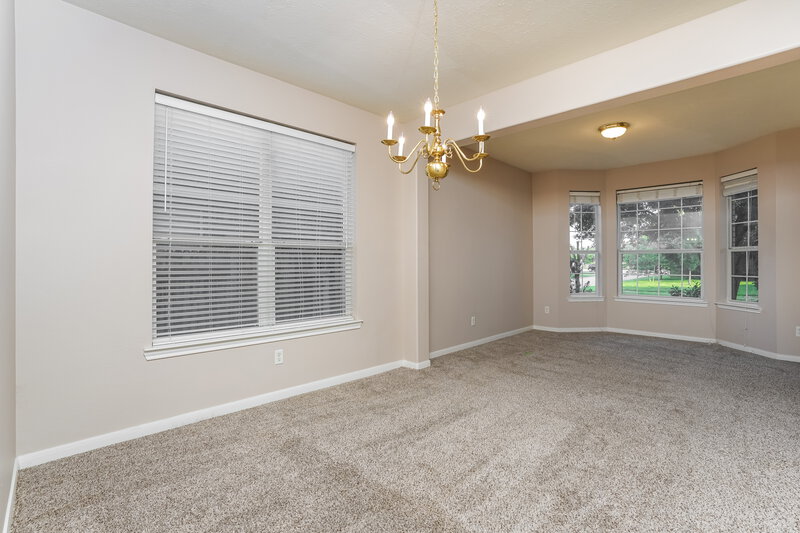 2,615/Mo, 3202 Enchanted Hollow Ln Spring, TX 77388 Dining Room View