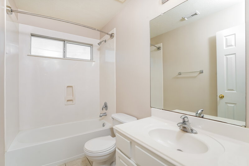 2,615/Mo, 3202 Enchanted Hollow Ln Spring, TX 77388 Bathroom View