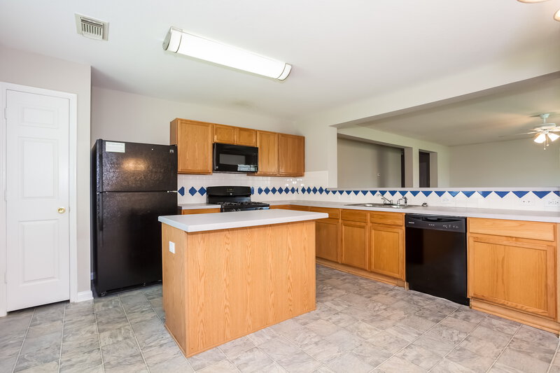 2,305/Mo, 4818 Mountain Timber Dr Friendswood, TX 77546 kitchen View