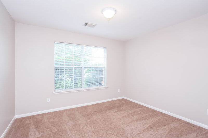 2,305/Mo, 4818 Mountain Timber Dr Friendswood, TX 77546 bedroom View 5