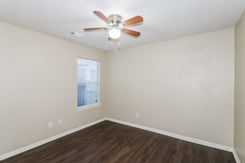 1,640/Mo, 7239 Calcutta Spring Dr Houston, TX 77083 Bedroom View