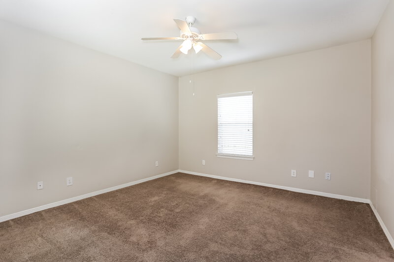 1,805/Mo, 10227 Berry Hill Ln Tomball, TX 77375 Main Bedroom View