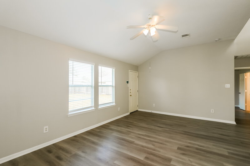 2,370/Mo, 19422 Billineys Park Dr Katy, TX 77449 Living Room View