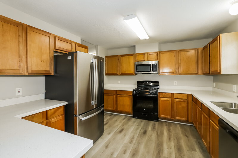 2,370/Mo, 19422 Billineys Park Dr Katy, TX 77449 Kitchen View