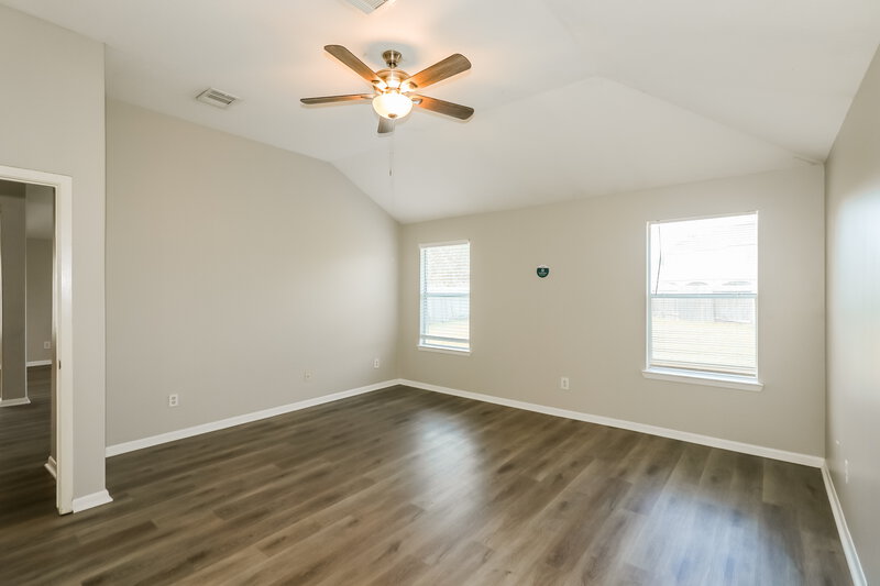 2,370/Mo, 19422 Billineys Park Dr Katy, TX 77449 Main Bedroom View