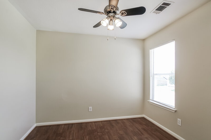 2,650/Mo, 11766 Rolling Stream Dr Tomball, TX 77375 Main Bedroom View 3