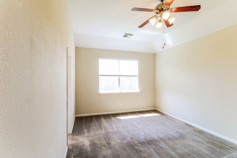 1,760/Mo, 4127 Barossa Valley Ln Katy, TX 77449 Main Bedroom View