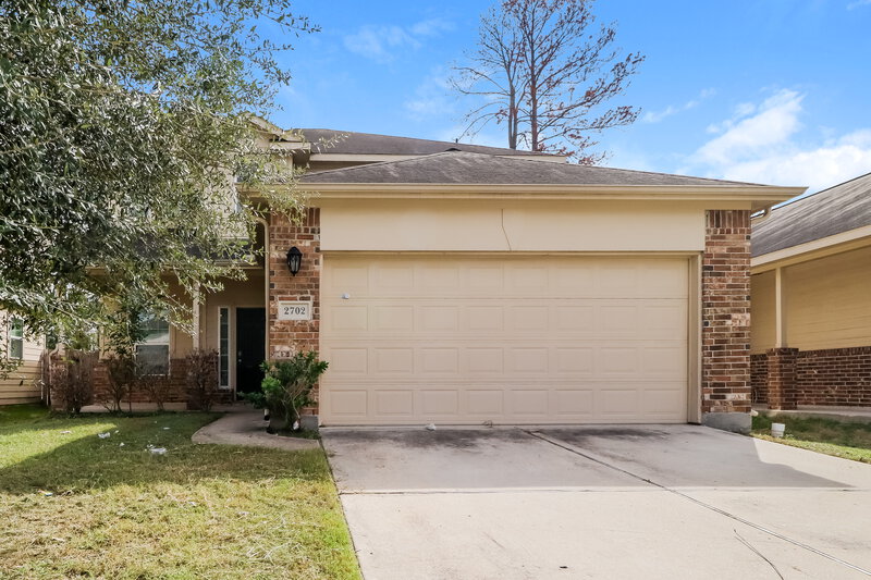 2,075/Mo, 2702 Mesquite Ridge Dr Houston, TX 77073 External View