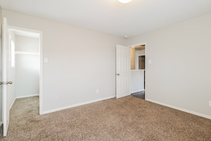 2,075/Mo, 2702 Mesquite Ridge Dr Houston, TX 77073 Bedroom View 2