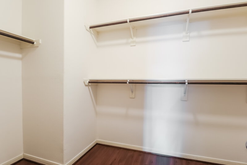 2,165/Mo, 2714 Mesquite Ridge Dr Houston, TX 77073 Walk In Closet View