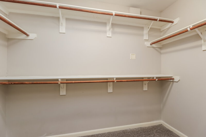 1,845/Mo, 2718 Mesquite Ridge Dr Houston, TX 77073 Walk In Closet View