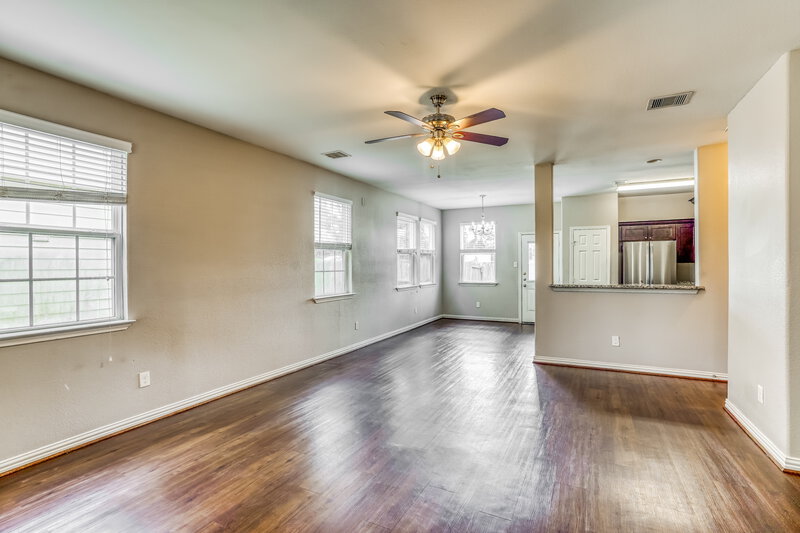 1,930/Mo, 2726 Mesquite Ridge Dr Houston, TX 77073 Dining Room View