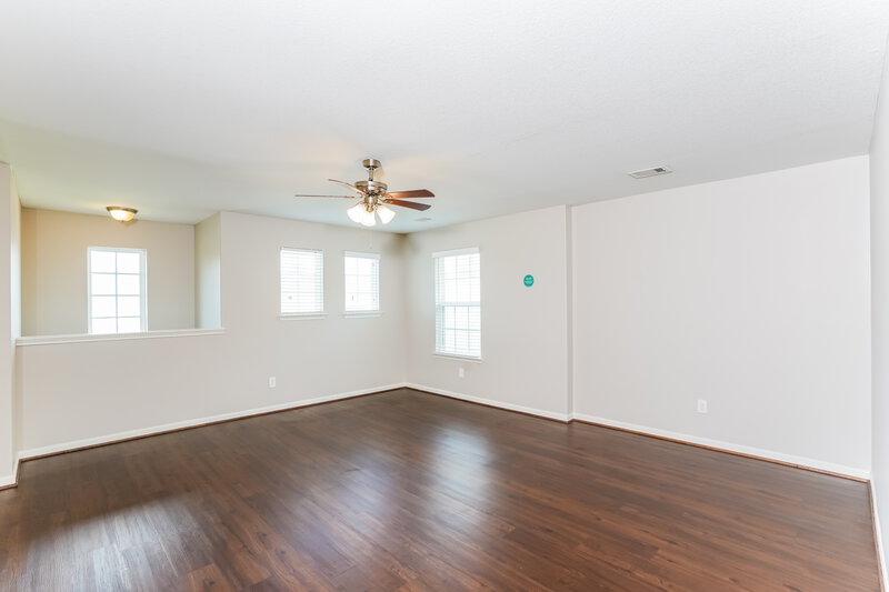2,710/Mo, 2726 Mesquite Ridge Dr Houston, TX 77073 Family Room View