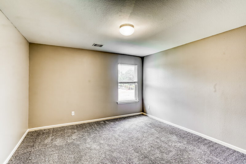 1,930/Mo, 2726 Mesquite Ridge Dr Houston, TX 77073 Bedroom View