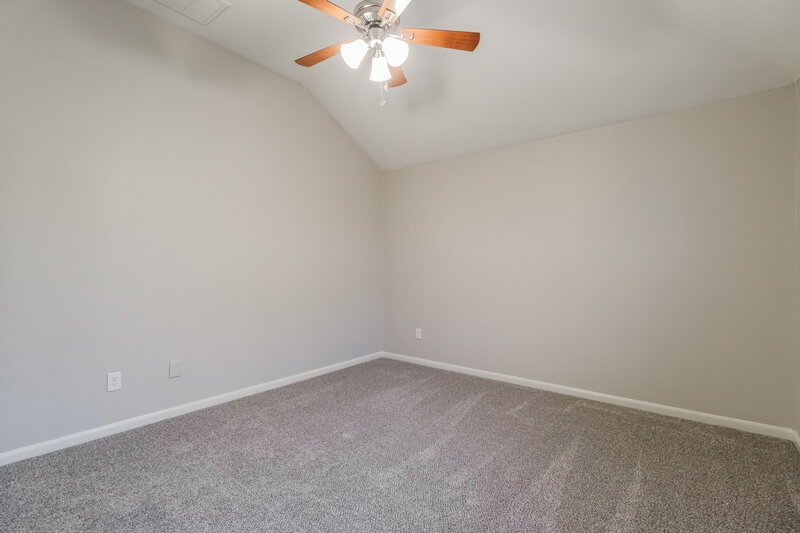 1,875/Mo, 2730 Mesquite Ridge Dr Houston, TX 77073 Main Bedroom View