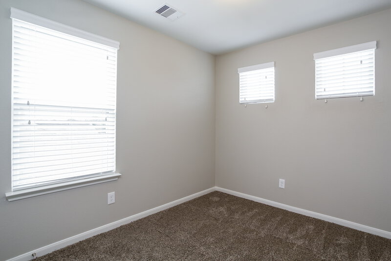 1,935/Mo, 2802 Mesquite Ridge Dr Houston, TX 77073 Bedroom View