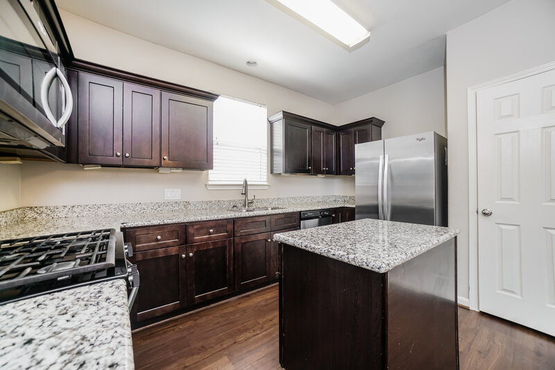 1,955/Mo, 2630 Mesquite Ridge Dr Houston, TX 77073 Kitchen View
