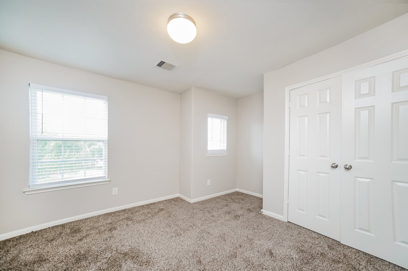 1,955/Mo, 2630 Mesquite Ridge Dr Houston, TX 77073 Bedroom View