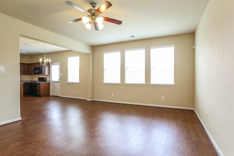 2,680/Mo, 21807 Octavia Way Houston, TX 77073 Living Room View 3