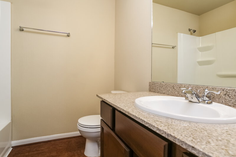 2,680/Mo, 21807 Octavia Way Houston, TX 77073 Bathroom View 2