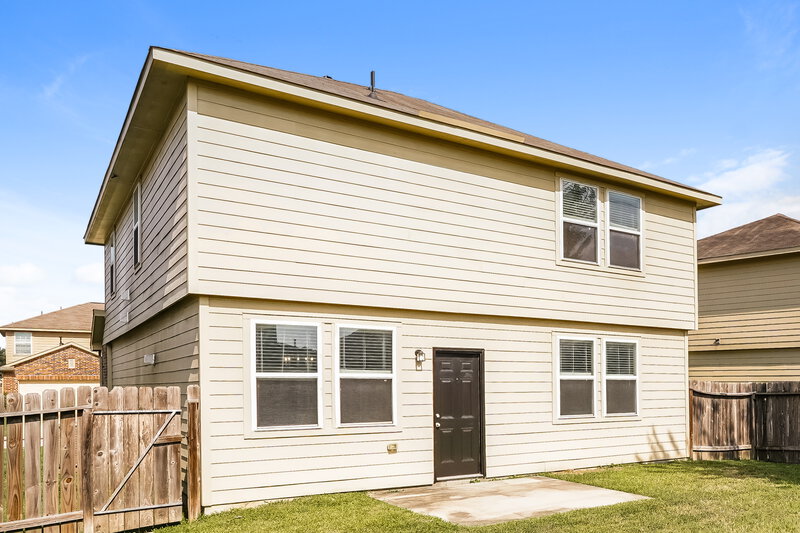 1,780/Mo, 21811 Octavia Way Houston, TX 77073 Rear View