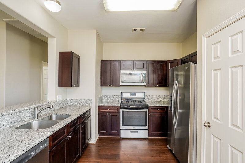 1,995/Mo, 21815 Octavia Way Houston, TX 77073 Kitchen View