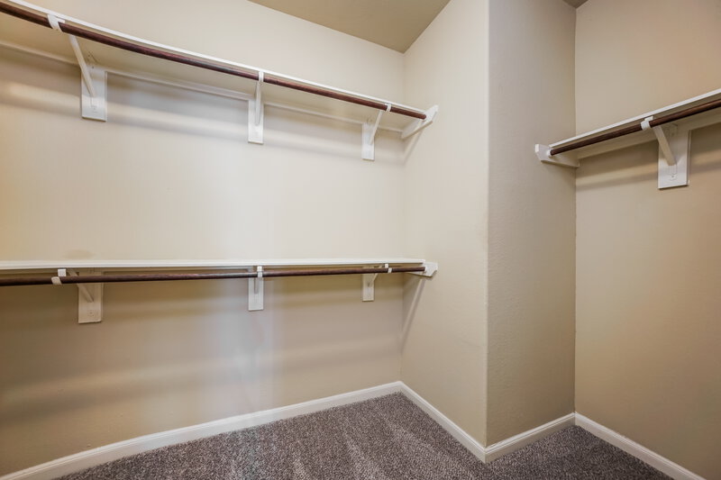 2,380/Mo, 10327 Scenic Vista Dr Humble, TX 77396 Walk In Closet View