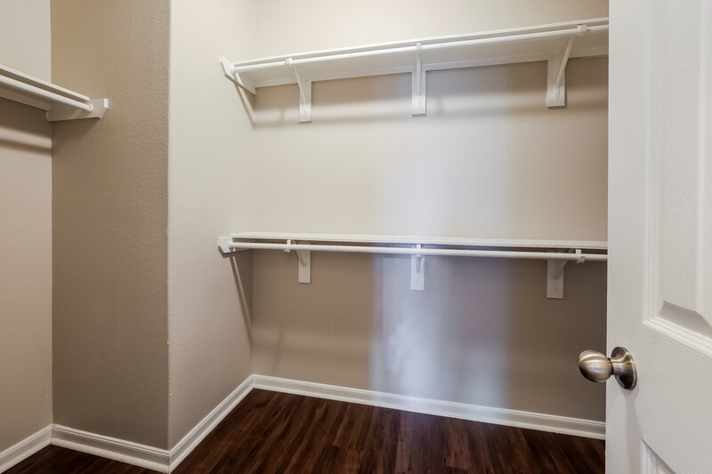 2,210/Mo, 15031 Silhouette Ridge Dr Humble, TX 77396 Walk In Closet View