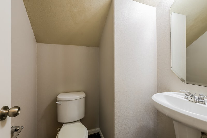 2,210/Mo, 15031 Silhouette Ridge Dr Humble, TX 77396 Bathroom View