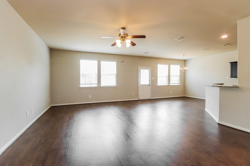 2,205/Mo, 15022 Silhouette Ridge Dr Humble, TX 77396 Living Room View 2