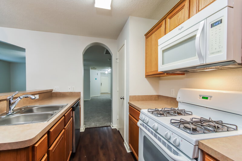 2,015/Mo, 4422 Cannongate Dr Spring, TX 77373 Kitchen View