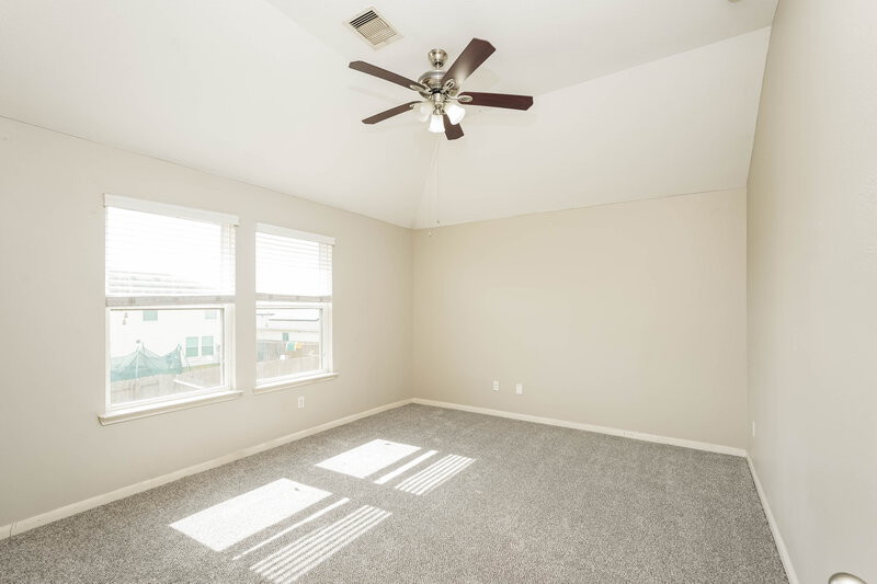 1,755/Mo, 21831 Octavia Way Houston, TX 77073 Main Bedroom View