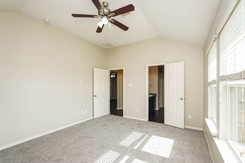 1,755/Mo, 21831 Octavia Way Houston, TX 77073 Main Bedroom View 2