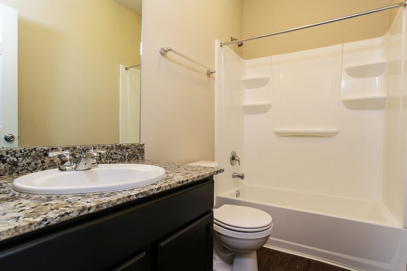 2,195/Mo, 23706 Maple View Dr Spring, TX 77373 Bathroom View 2